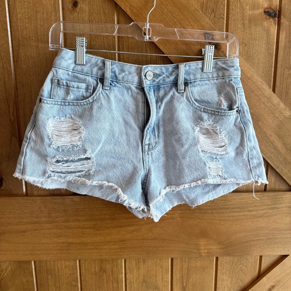 PacSun size 26 light jeans shorts